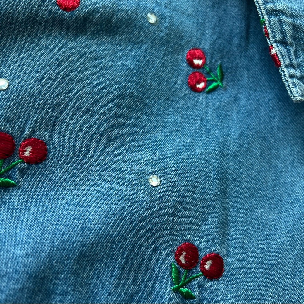 Vintage Cherry Embroidered Denim Jacket Shirt The Quacker Factory - Picture 6 of 13